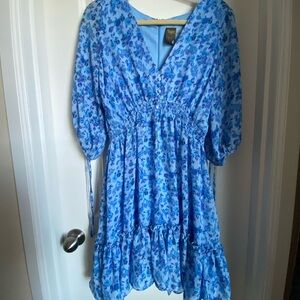 Long sleeved knee length dress size 10